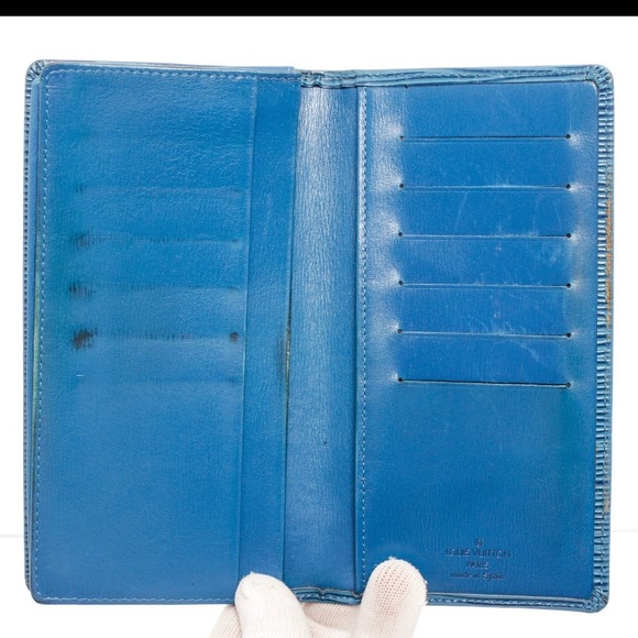 LV Mens Wallet - Picture 3 of 3